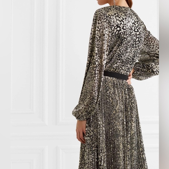 Rebecca Valance belted metallic dress - Picture 12 of 12